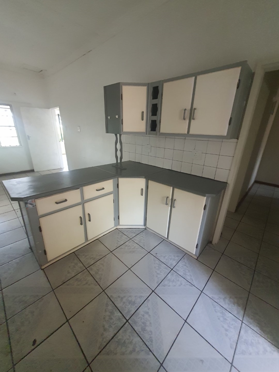 To Let 2 Bedroom Property for Rent in Zandfontein A H North West